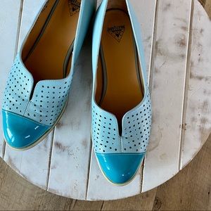 EUC John Fluevog Cap Toe Flats